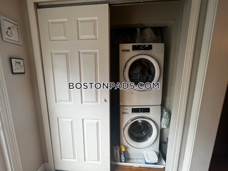 Bennington St., Boston