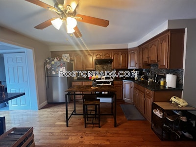 East Boston 1 Bed 1 Bath Boston - $2,050 No Fee