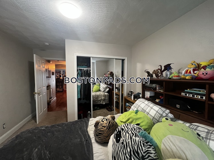 Bennington St., Boston