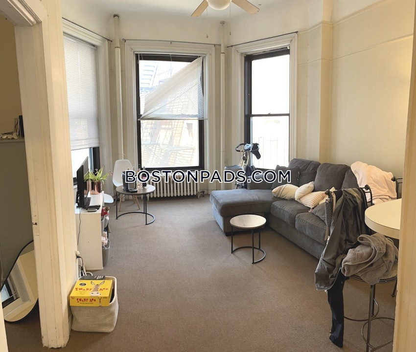 BOSTON - BACK BAY - 2 Beds, 1 Bath - Image 3