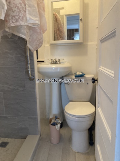 Cambridge 2 Beds 1 Bath  Inman Square - $3,300 No Fee