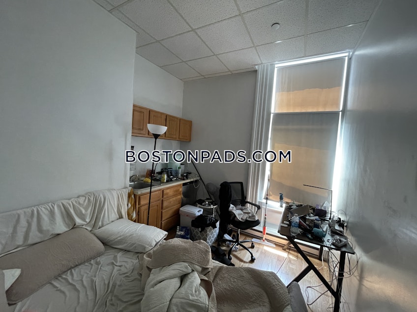 Boston - $2,095+ /month