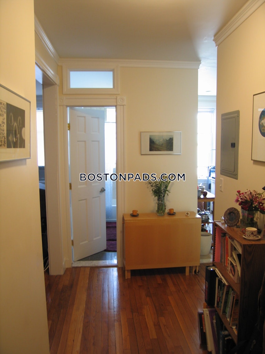 BOSTON - ALLSTON - Studio , 1 Bath - Image 1