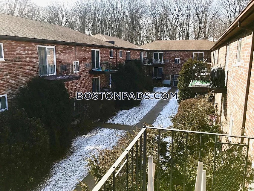 NEWTON - CHESTNUT HILL - 2 Beds, 1 Bath - Image 6