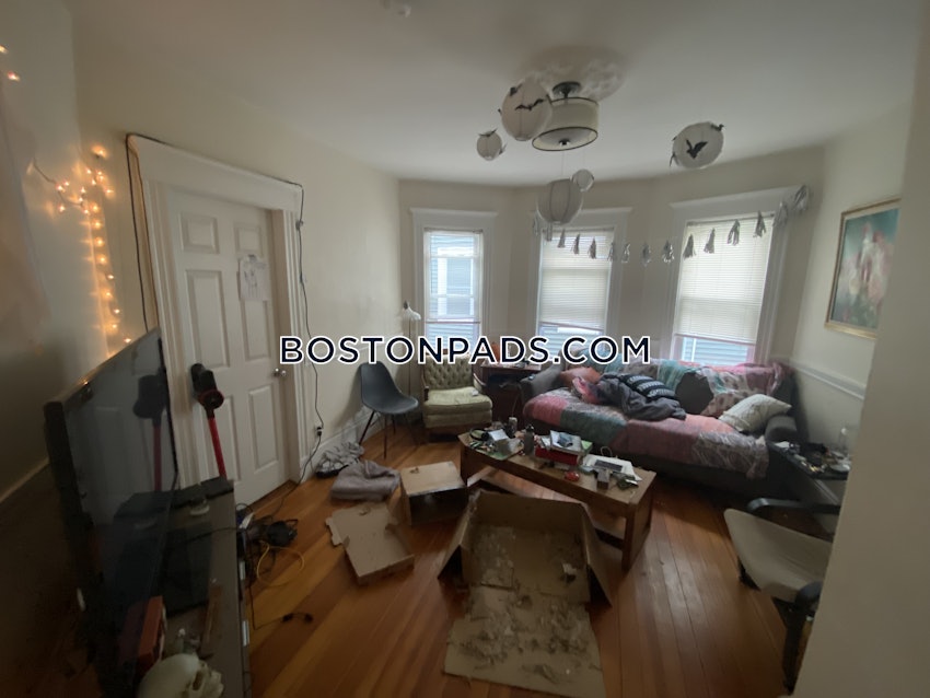 BOSTON - DORCHESTER - SAVIN HILL - 4 Beds, 1.5 Baths - Image 3