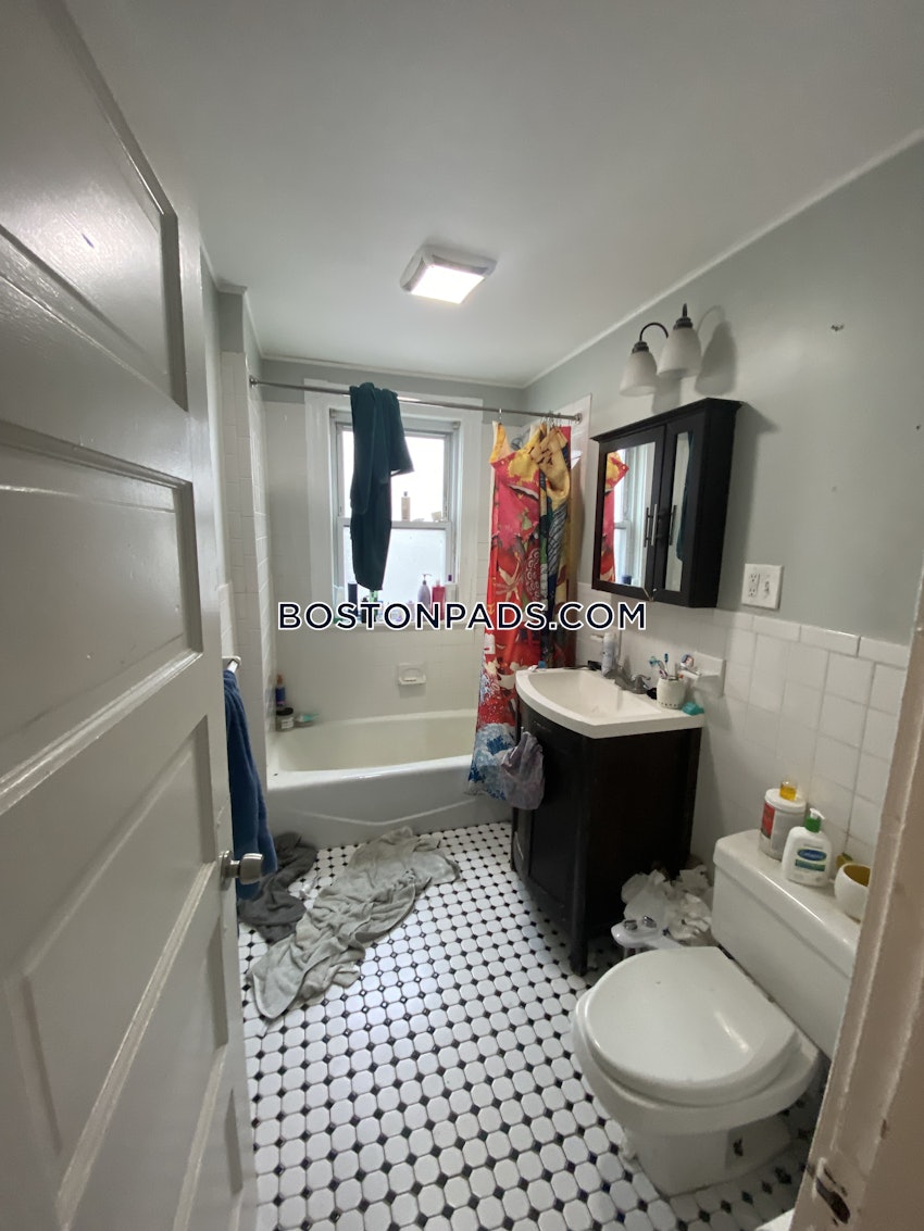 BOSTON - DORCHESTER - SAVIN HILL - 4 Beds, 1.5 Baths - Image 27