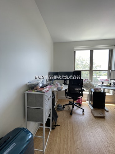 Boston - 2 Beds, 2 Baths