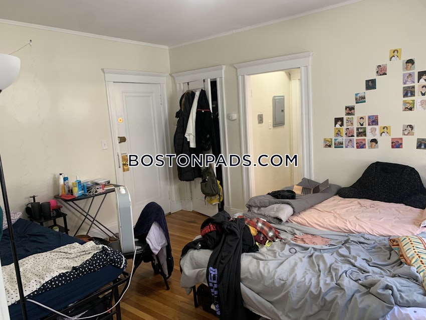 BOSTON - FENWAY/KENMORE - 1 Bed, 1 Bath - Image 3