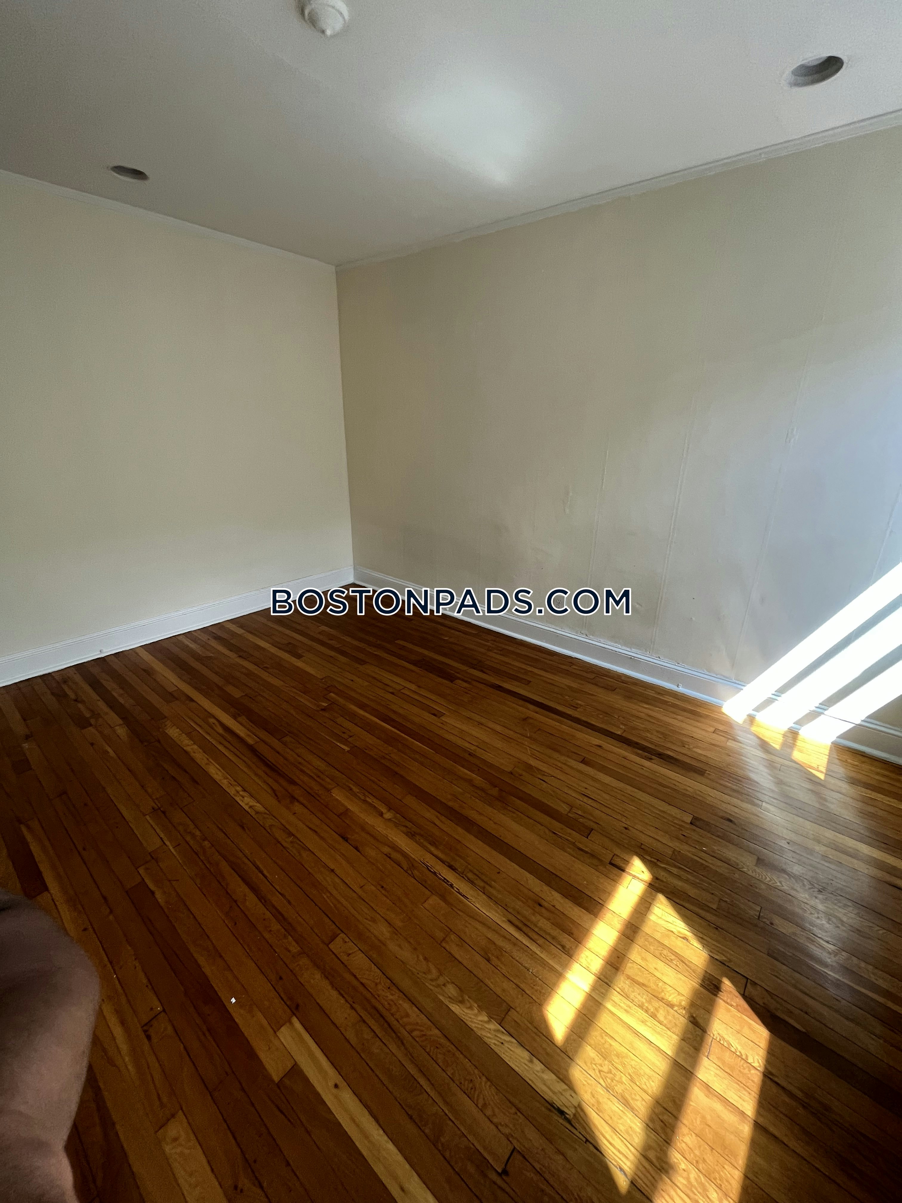 Fenway/Kenmore, Boston, MA - Studio, 1 Bath - $1,850 - ID#8007388