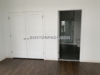 Washington St. Newton