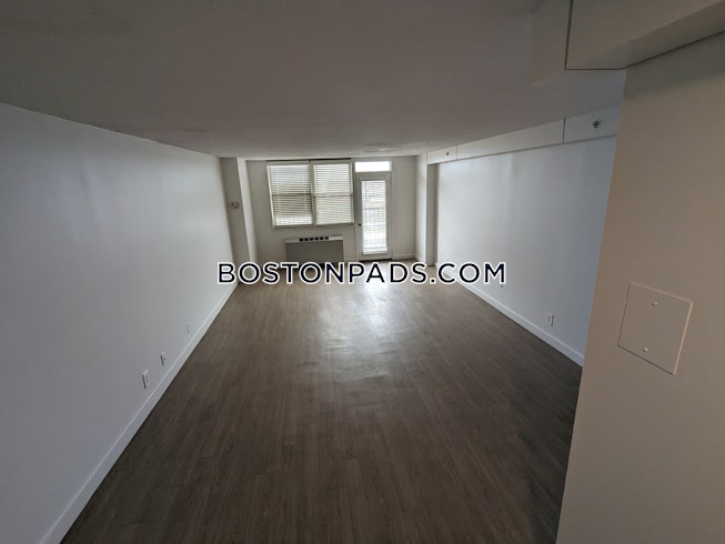 Boston - $3,469+ /mo