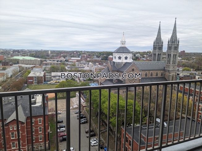 Boston - $2,901+ /mo