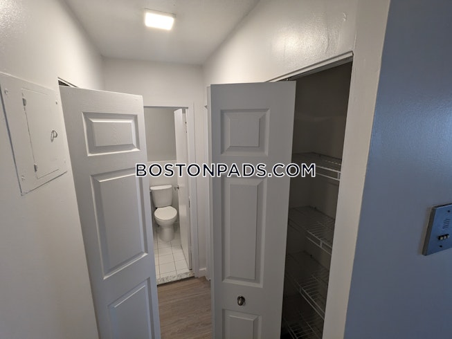 Boston - $2,901+ /mo