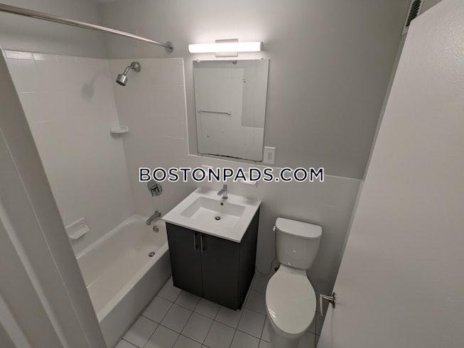 Boston - $2,901+ /mo