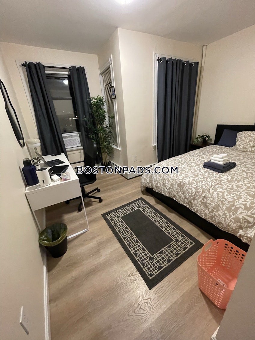 Boston - $3,200+ /month