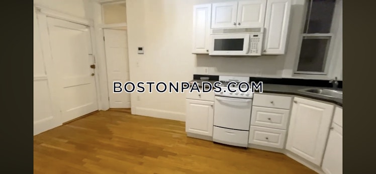 Hemenway St., Boston