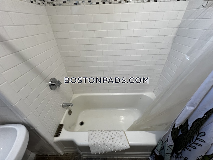 BOSTON - ALLSTON/BRIGHTON BORDER - 1 Bed, 1 Bath - Image 23