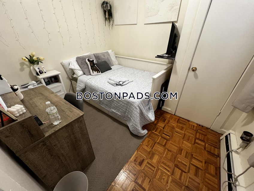 Boston - $5,000+ /month