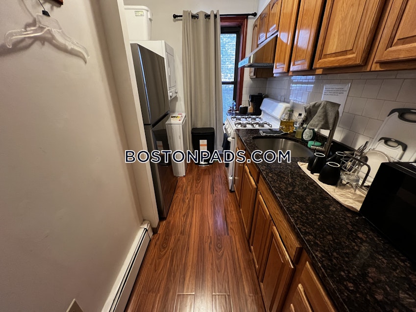 Boston - $3,200+ /month