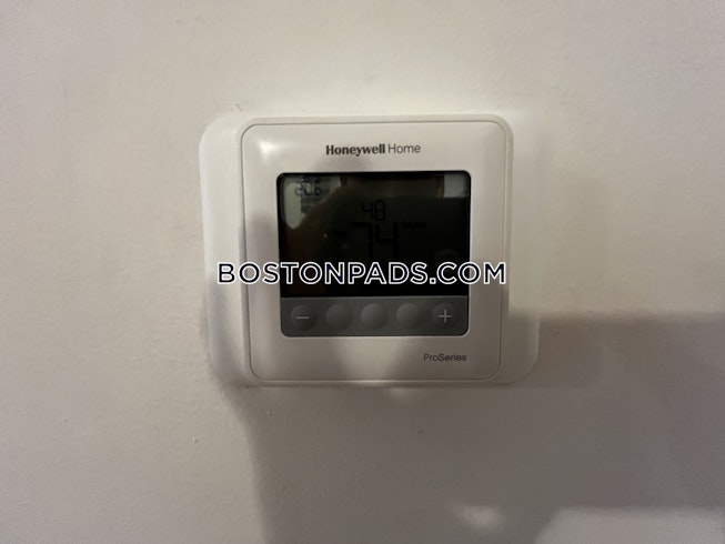 Boston - $3,200+ /mo