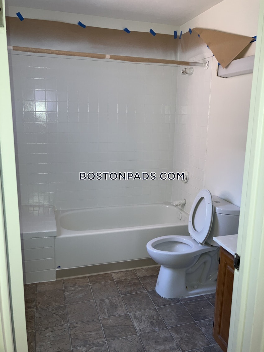BOSTON - NORTHEASTERN/SYMPHONY - 4 Beds, 2 Baths - Image 6