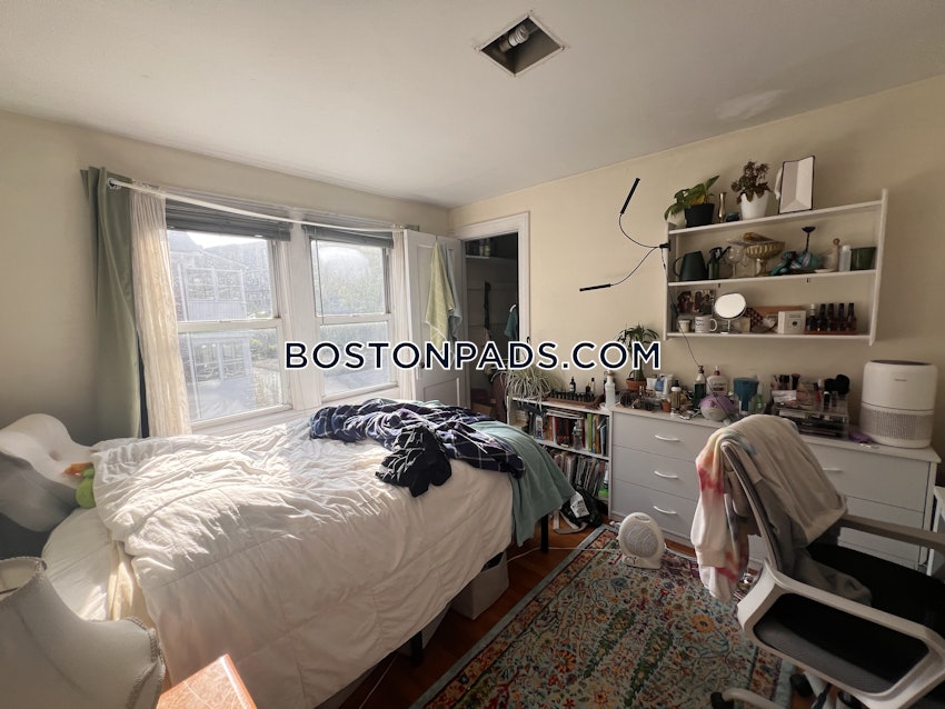BOSTON - BRIGHTON - CLEVELAND CIRCLE - 4 Beds, 1 Bath - Image 6