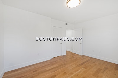 Cambridge 3 Beds 2 Baths  Inman Square - $5,000 No Fee