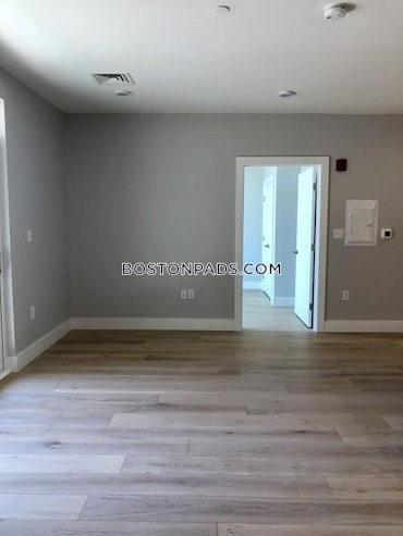 Boston - 2 Beds, 2 Baths