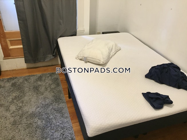 Brookline - $5,800+ /mo