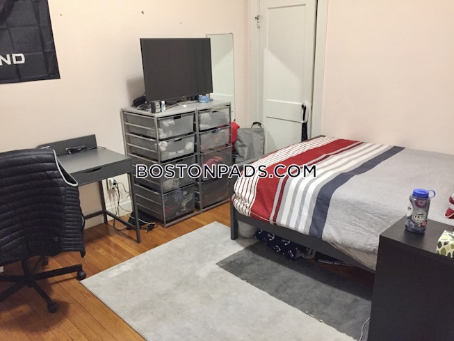 Brookline - $5,800+ /mo