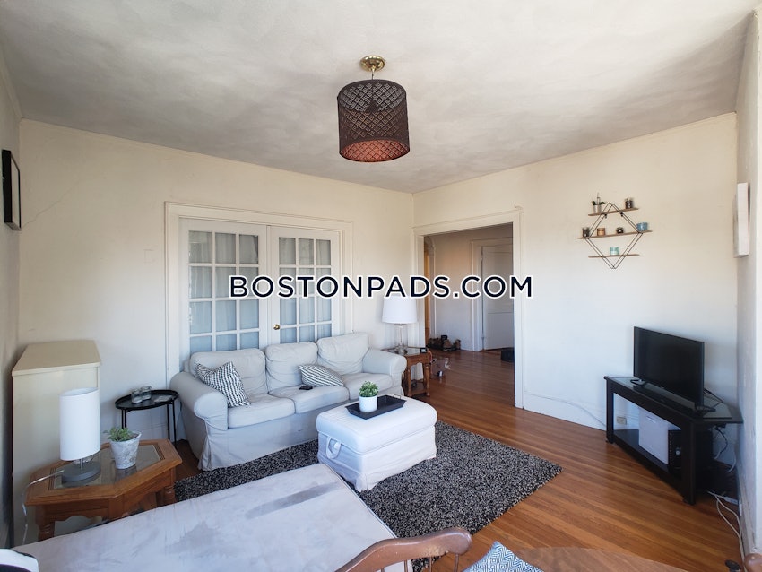 BOSTON - ALLSTON - 3 Beds, 1 Bath - Image 16