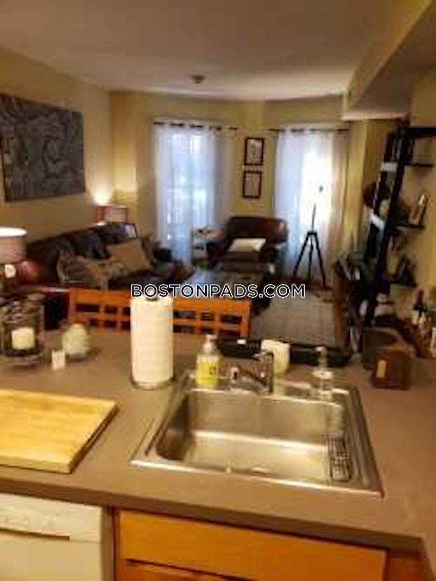 BOSTON - SOUTH END - 1 Bed, 1 Bath - Image 2