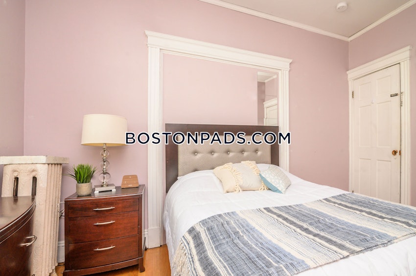 BOSTON - BRIGHTON - CLEVELAND CIRCLE - 5 Beds, 2 Baths - Image 6