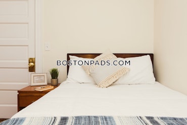 Boston - 5 Beds, 2 Baths