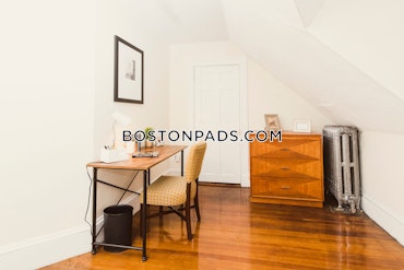 Boston - 5 Beds, 2 Baths