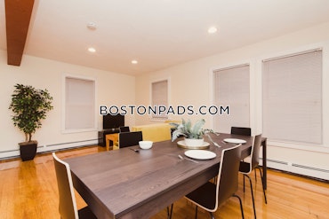 Boston - 5 Beds, 2 Baths