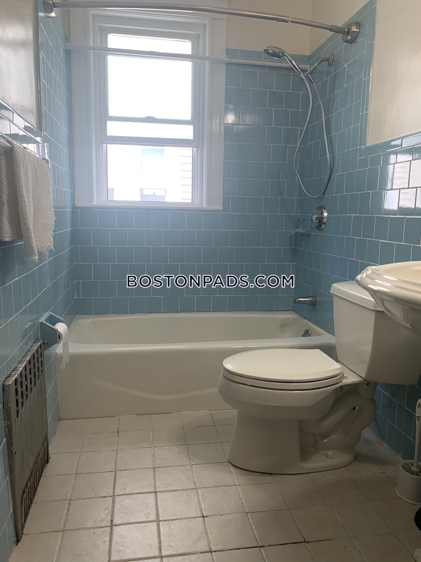 BOSTON - ALLSTON - 3 Beds, 1 Bath - Image 24