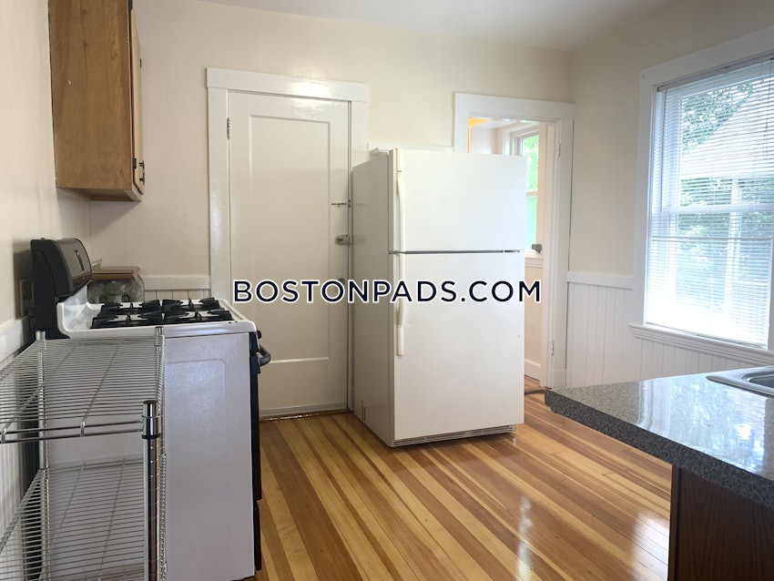 BOSTON - ALLSTON - 3 Beds, 1 Bath - Image 14