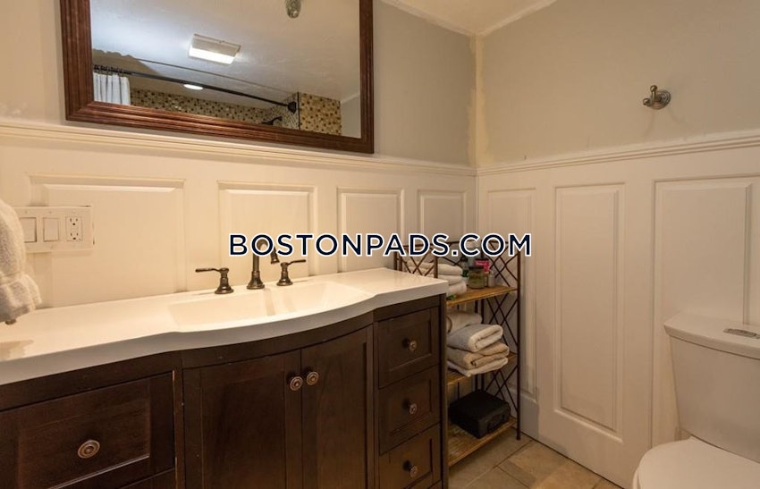 LYNNFIELD - 3 Beds, 3 Baths - Image 29