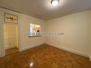 Boston - 0 Beds, 1 Baths