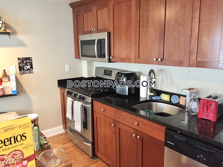 jamaica-plain-2-beds-2-baths-boston-3240-4078404 