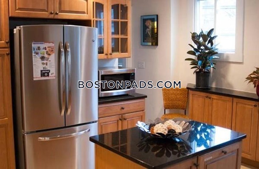 CAMBRIDGE - INMAN SQUARE - 5 Beds, 2.5 Baths - Image 14