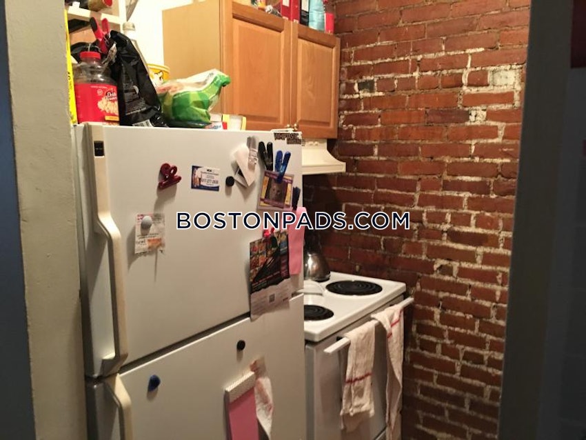 BOSTON - MISSION HILL - 2 Beds, 1 Bath - Image 5