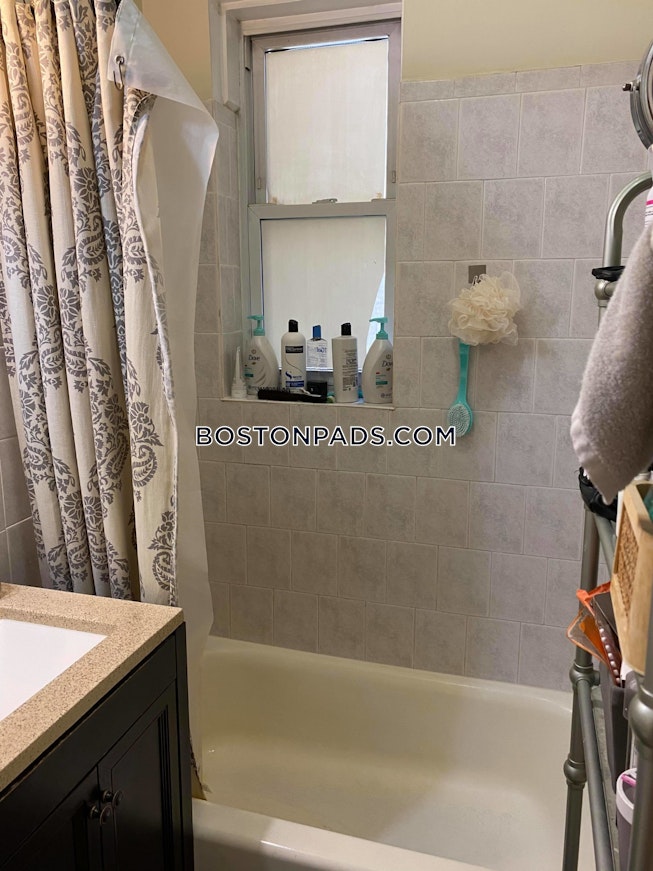 Boston - $3,400+ /mo