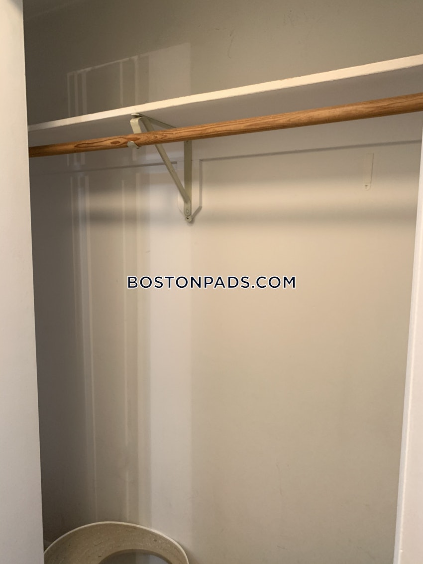 BOSTON - ALLSTON/BRIGHTON BORDER - 1 Bed, 1 Bath - Image 11