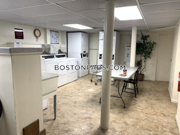 Boston - 1 Beds, 1 Baths