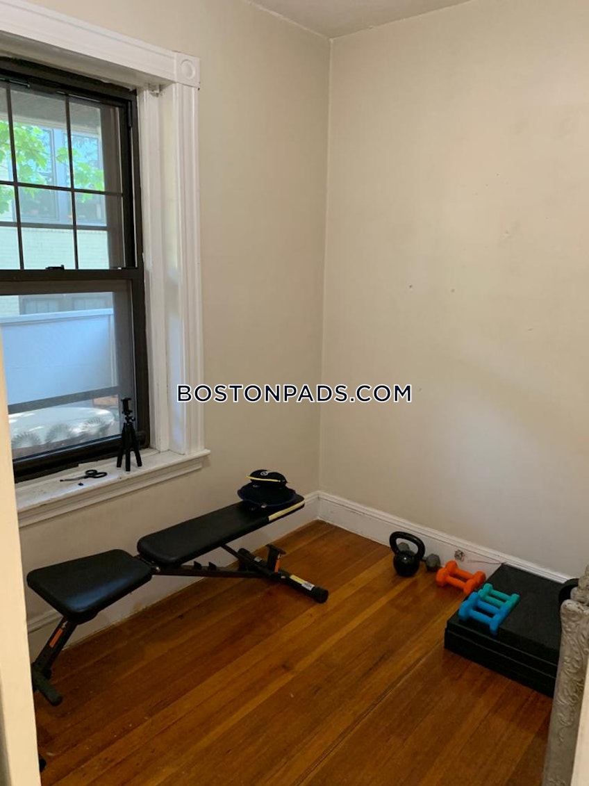 Brookline - $6,200+ /month