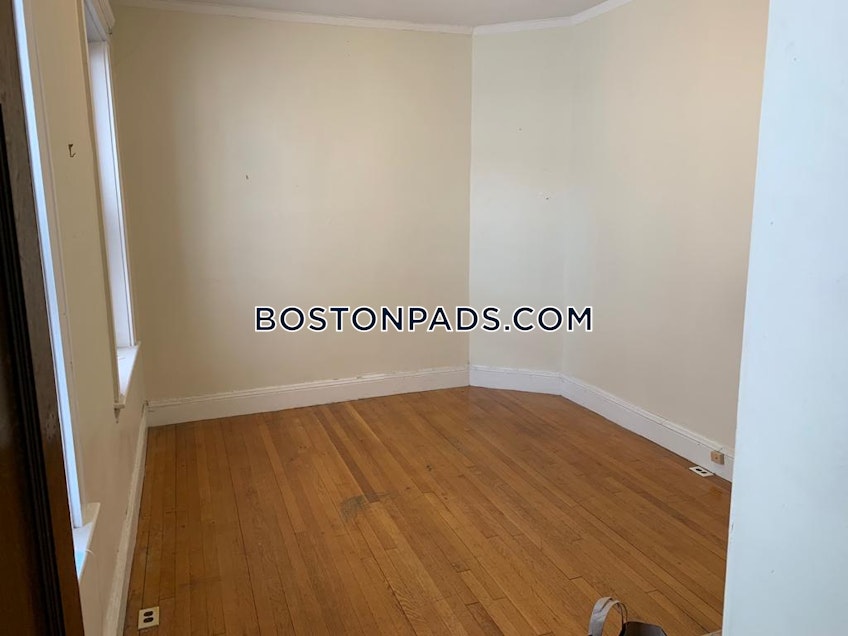 Brookline - $6,200+ /month