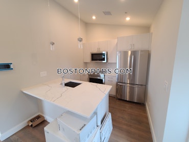 Boston - 2 Beds, 1 Baths