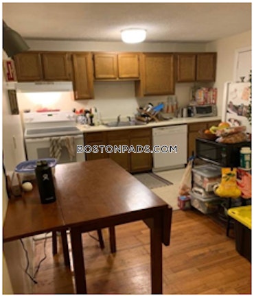 Boston - 2 Beds, 1 Baths